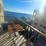 Danit Apartmnt By The Sea *