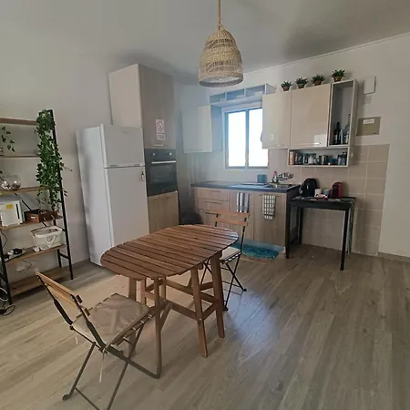 Danit Apartmnt By The Sea * Zygi