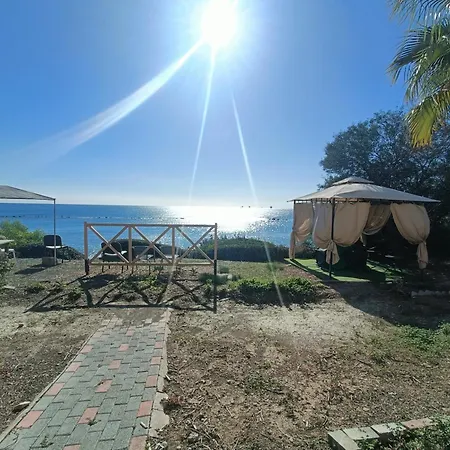 Danit Apartmnt By The Sea *