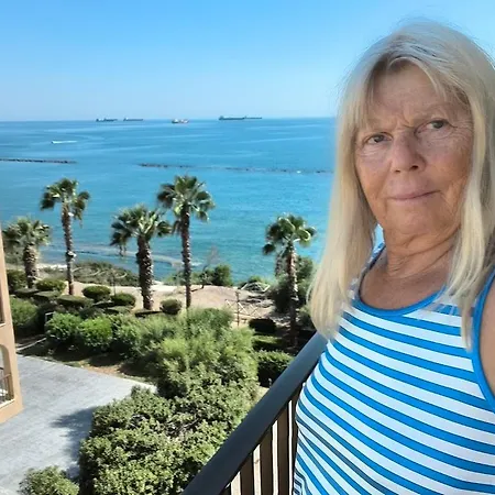 Danit Apartmnt By The Sea דירה זיגי