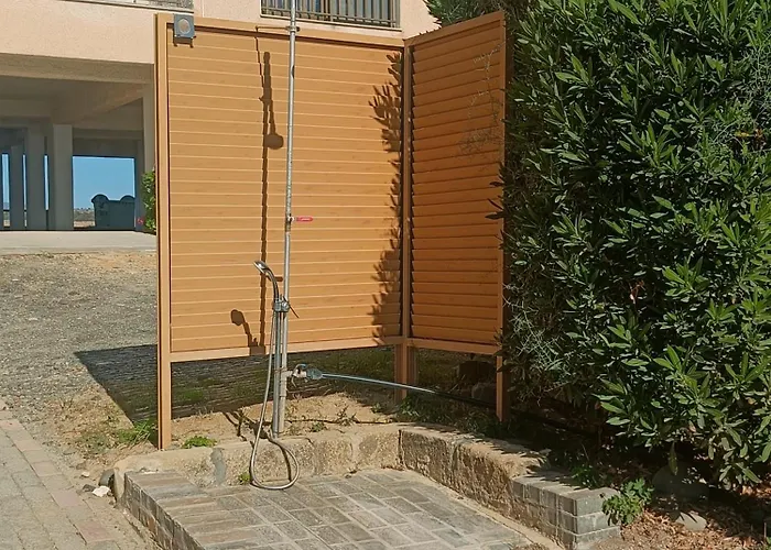 아파트 Danit Apartmnt By The Sea